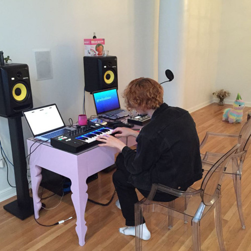 SOPHIE & CASHMERE