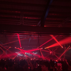 Hard techno/schranz mix