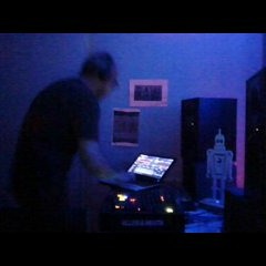 RAW HOME Live  #yomequedoencasa #qudateencasabailando