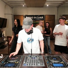 Straat 264 - paule4one9 | Radio Rudina