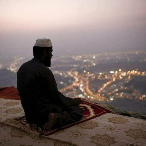 إِنَّ اللَّه اشتَرَىٰ مِنَ الْمُؤْمِنِينَ أَنفُسَهُم وأموَالَهُم بِأنَّ لَهُم الجَنَّةَ | محمد نادي