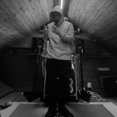 LOGA - FLIP  ( prod. BEATSBYPHARAOH )