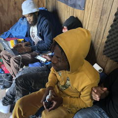 Bravoo HunnidZ - Family Guy [skelli + nofriends007]