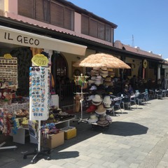 Sicilia, Isola Di Vulcano / Stalls