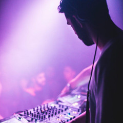 DE SILVA - UNESSENTIAL MIX 004