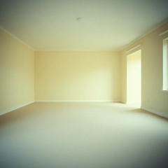 Empty room keep speaking