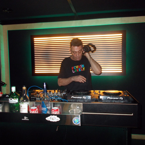 Stream Dj Late Knight funky Minimal house set by late knight Listen