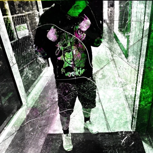 hole in 1 Ft. Bravoo HunnidZ (saiikazee)