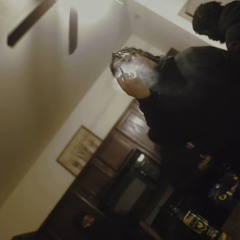 Kencozy ft Averytoheavy- Under (unreleased)