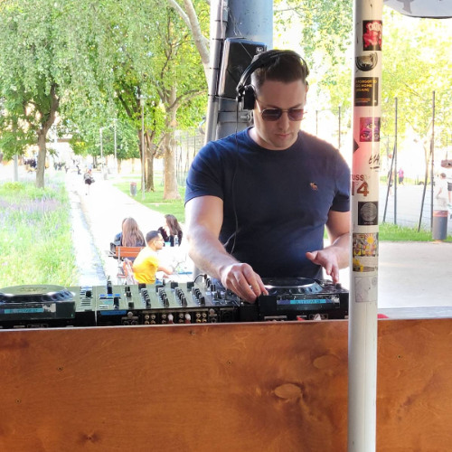 Andre Sol – Guest mix for Pavilon