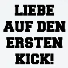 Liebe Auf Den Ersten Kick! / 152BPM