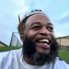 Cutting in Tha Hood vs The Burbs… What’s Better?? 🧐🤔