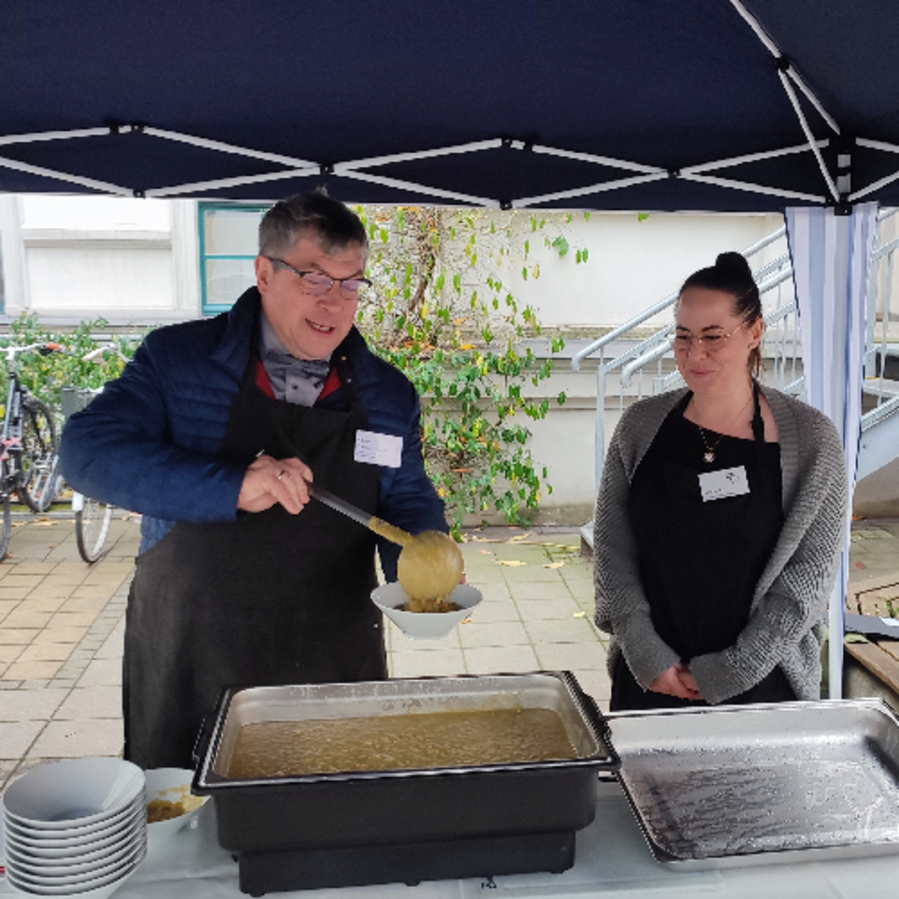 Einmal essen macht zweimal satt: Spendensammlung für die Diakonie in Halberstadt und Naumburg