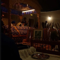 ਦੁਹਾਂ ਕੰਧਾਰਾ ਮੁਹਿ ਜੁੜੇ ਢੋਲ ਸੰਖ ਨਗਾਰੇ ਬਜੇ - Bhai Paramjit Singh Phagwara