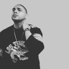 Aaron Michael © - I AM WHO I AM - Show Off