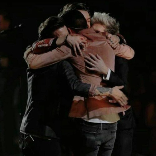 One Direction - Best Song Ever (Where We Are： Live From San Siro Stadium).mp3