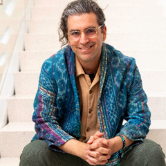 Hallucinate the Future: Ari Kuschnir on AI Filmmaking, Time Travel, and Viral Transmutations