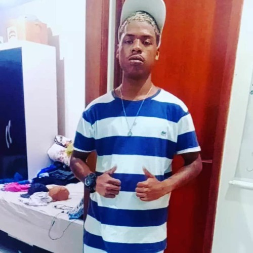 MC  LACOSTER Jr bora fazer dinheiro fica que nem bruxo Ronaldinho gaucho