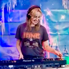 GarageDiscoBass (live house set)