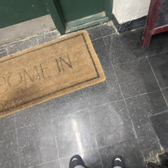 Ace G - Dont Make It Hot Dont Talk Much (Set The Tone Mic Performance)