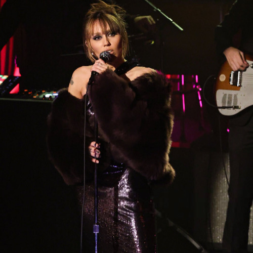 Miley Cyrus performance at #SNL50