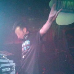 Monitor (Siouxsie and the Banshees remake)