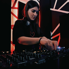 DEAFFAED - Girls and Bass Guest Mix