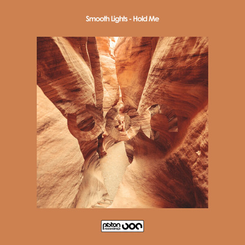 SMOOTH LIGHTS_HOLD ME