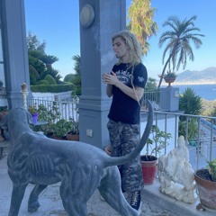 FREESTYLE IN ITALY GETTING HIGH