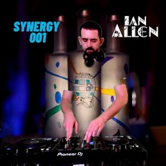 Ian Allen - Synergy 001 (Tech House Mix)