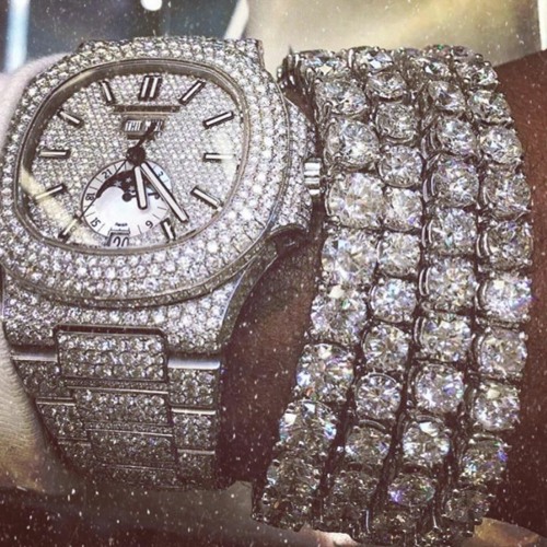 Shiny silver shop watch