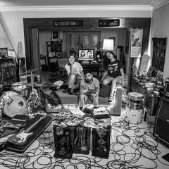 Sigue (feat. Marcelo Soler & Purahei Soul)