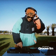 Groovy House Mix On The Beach Front | ỌZỌ Presents: Groove fm