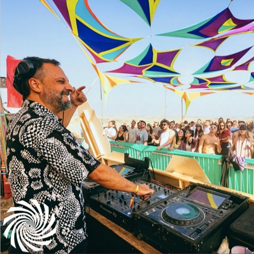 Hujaboy - «Choose Light» 25 Years Of Hujaboy [Trancentral Mix 208]