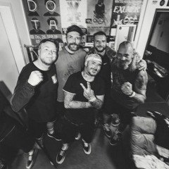 Friends & Failures- Holding on (live)