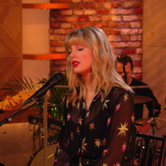 The Archer - Taylor Swift (Live in the Lounge)