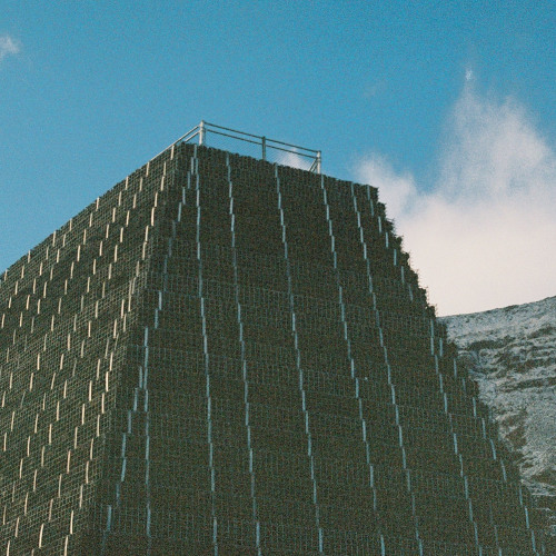 I AM WHAT I AM NEVER ALONE