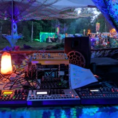 8Ω - BK - 55 Chill Stage (Hardware Live)