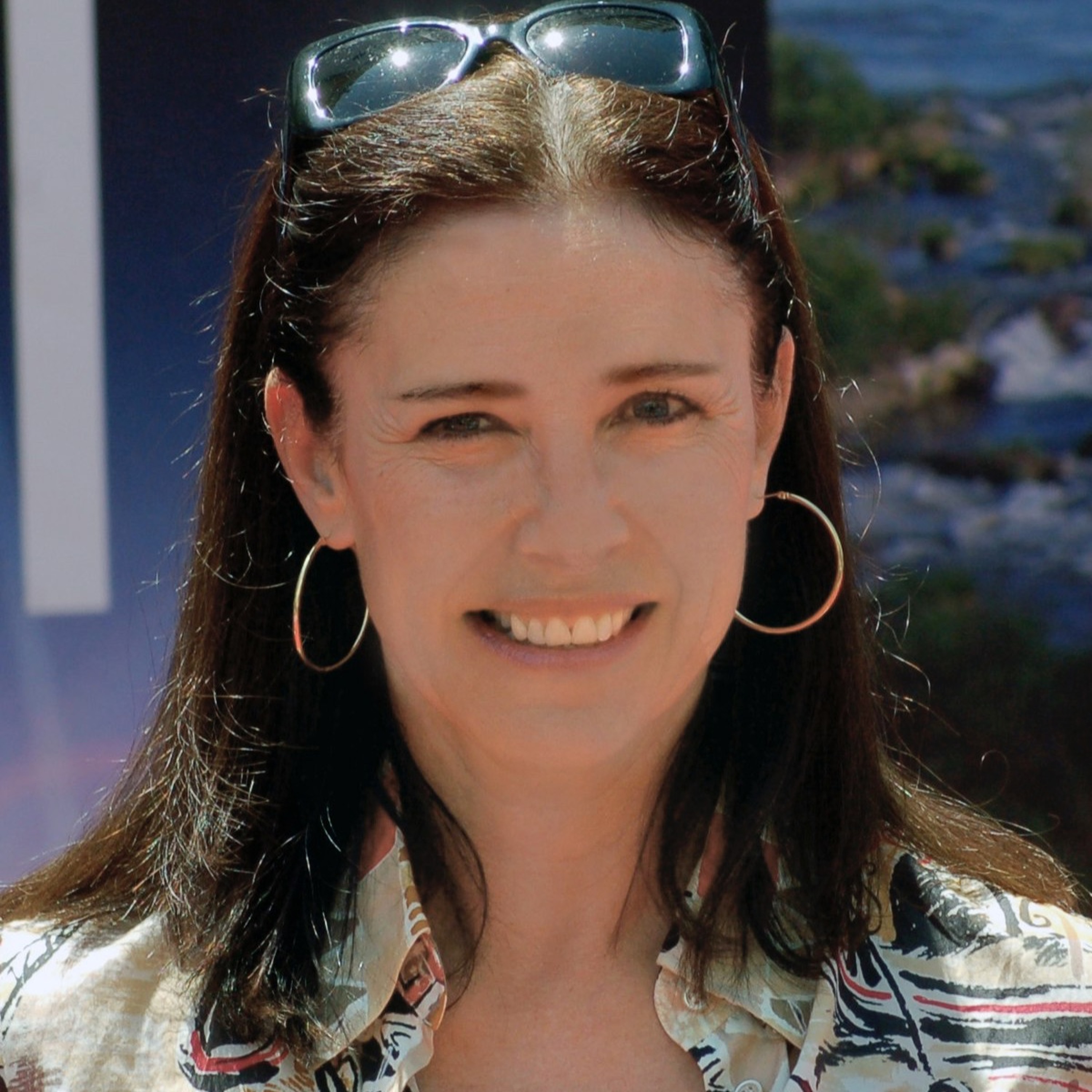 Mimi Rogers on Breaking it Down with Frank MacKay - Bosch ; Legacy