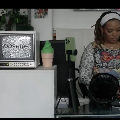 Keepin' It PG: FlyGirlFridayz