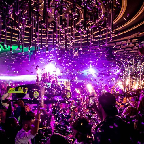 Single House - Night at Twiga Montecarlo