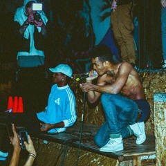 Hood Carousel