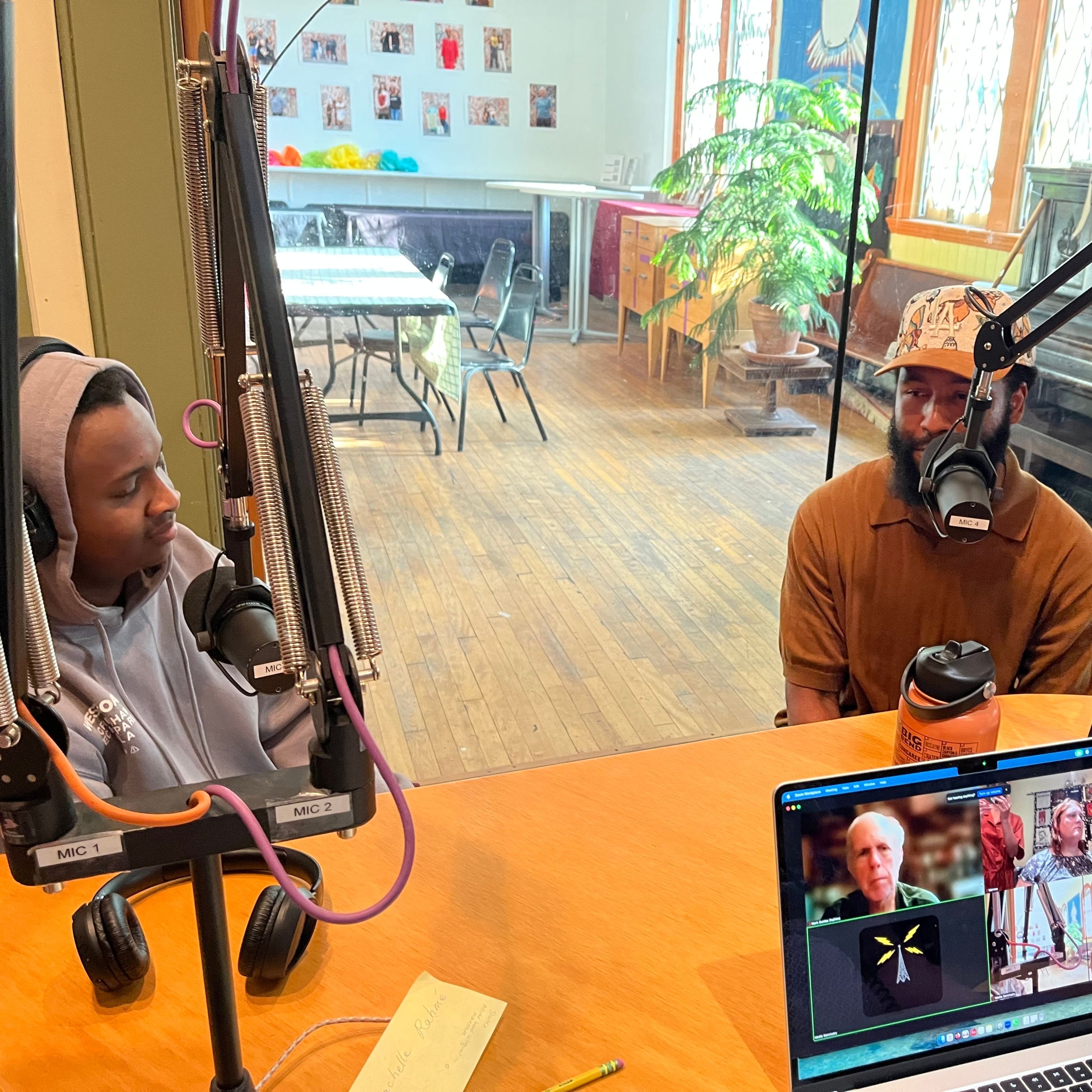 Rapper Shiloh the Messenger Spreads The Word at HMM episode artwork