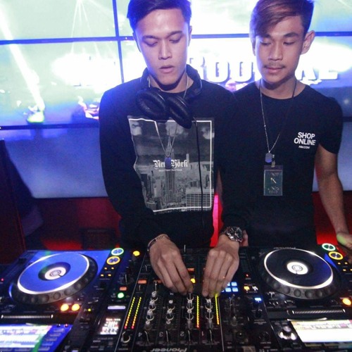 Reverse Bass (HighAsFuckkk)- YellowClaw / Marlo Volume #1 Mix