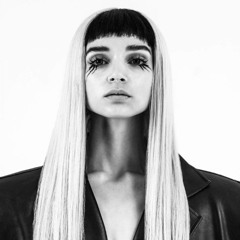 POPPY - BLOODMONEY (LIVE REMASTER)