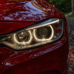 между нами ничего нет