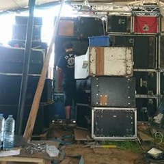 The Show Must Go On! Studio Mix By Brainiegek