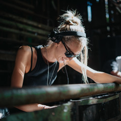 Lampasova - I am under techila on signal in dex