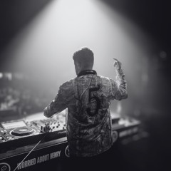 SKEPTIC & SOPHIA VIOLET - WANT ME (2HAY JUNGLE BOOTLEG) *Free Download*