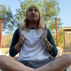 #1 meditation technique I learned when I first started: "Thumbs in the armpit"
